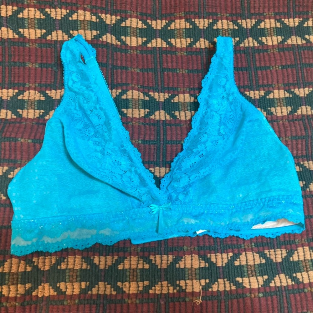 Wacoal 36 Unlined Lace Bralette - Picture 2 of 6